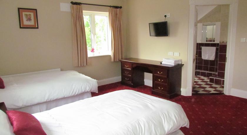 Gate Lodge B&B Портамна Номер фото